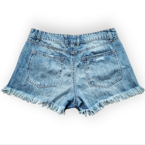 Vanilla Star Frayed Denim Festival Shorts 6 - Picture 3 of 7